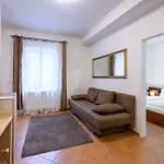 Fazola *