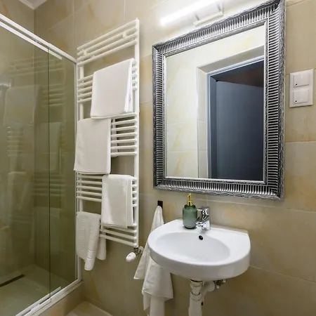 Fazola Homestay szállás *