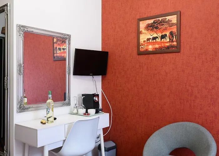 Fazola Проживання в сім'ї